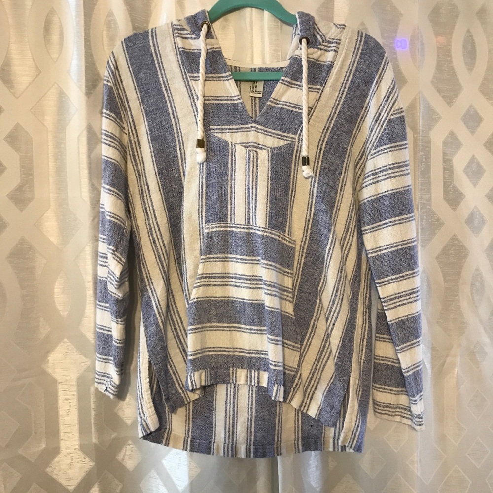 Long Sleeve Causal Hoodie. Forever 21. Size M.